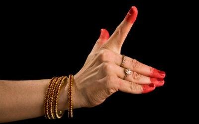 How to Practise Bharatanatyam at Home: Tips for Online Learners